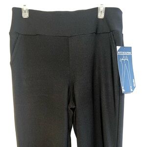 Cute booty pants 🤭🍑 NWT